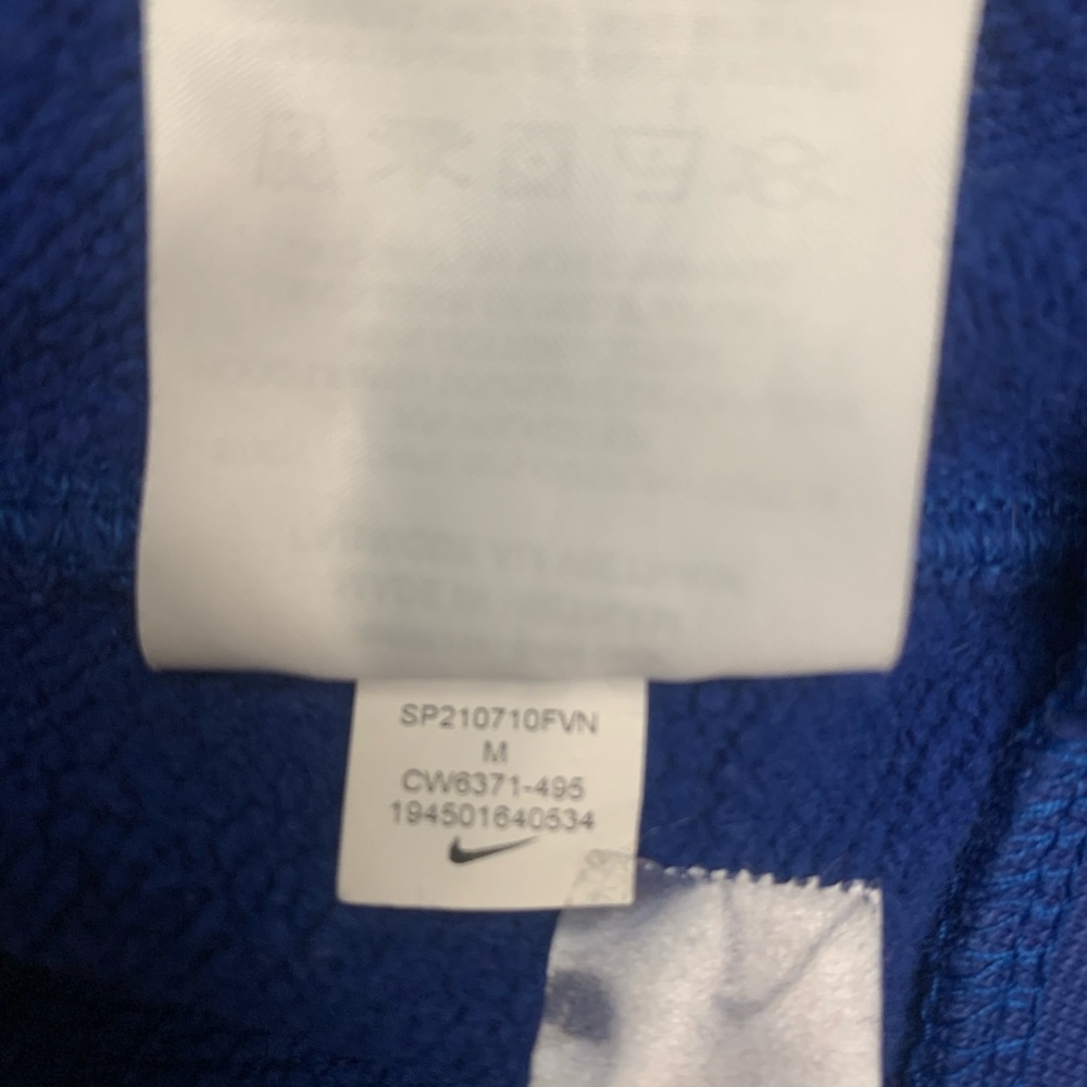NY Knicks Nike Hoodie Pullover NBA Courtside French Terry Size Medium CW6371 - Picture 12 of 14